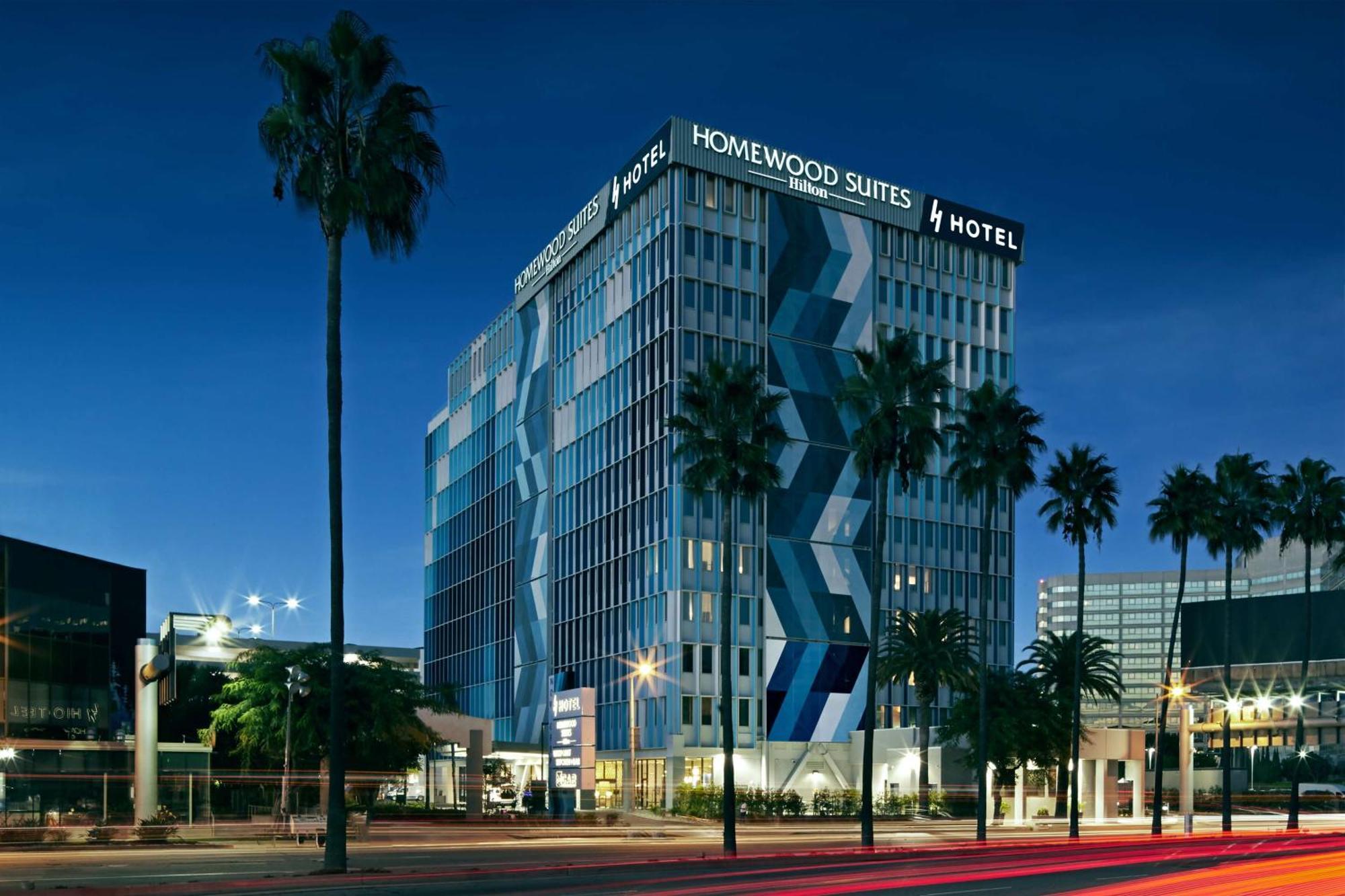 Homewood By Hilton Angeles International Airport 3*